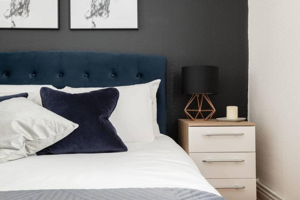 Spacious And Modern 4 Bed Apartment Next To Borough Station London Bagian luar foto