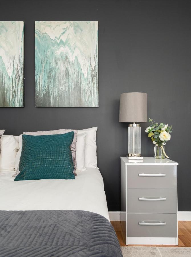 Spacious And Modern 4 Bed Apartment Next To Borough Station London Bagian luar foto