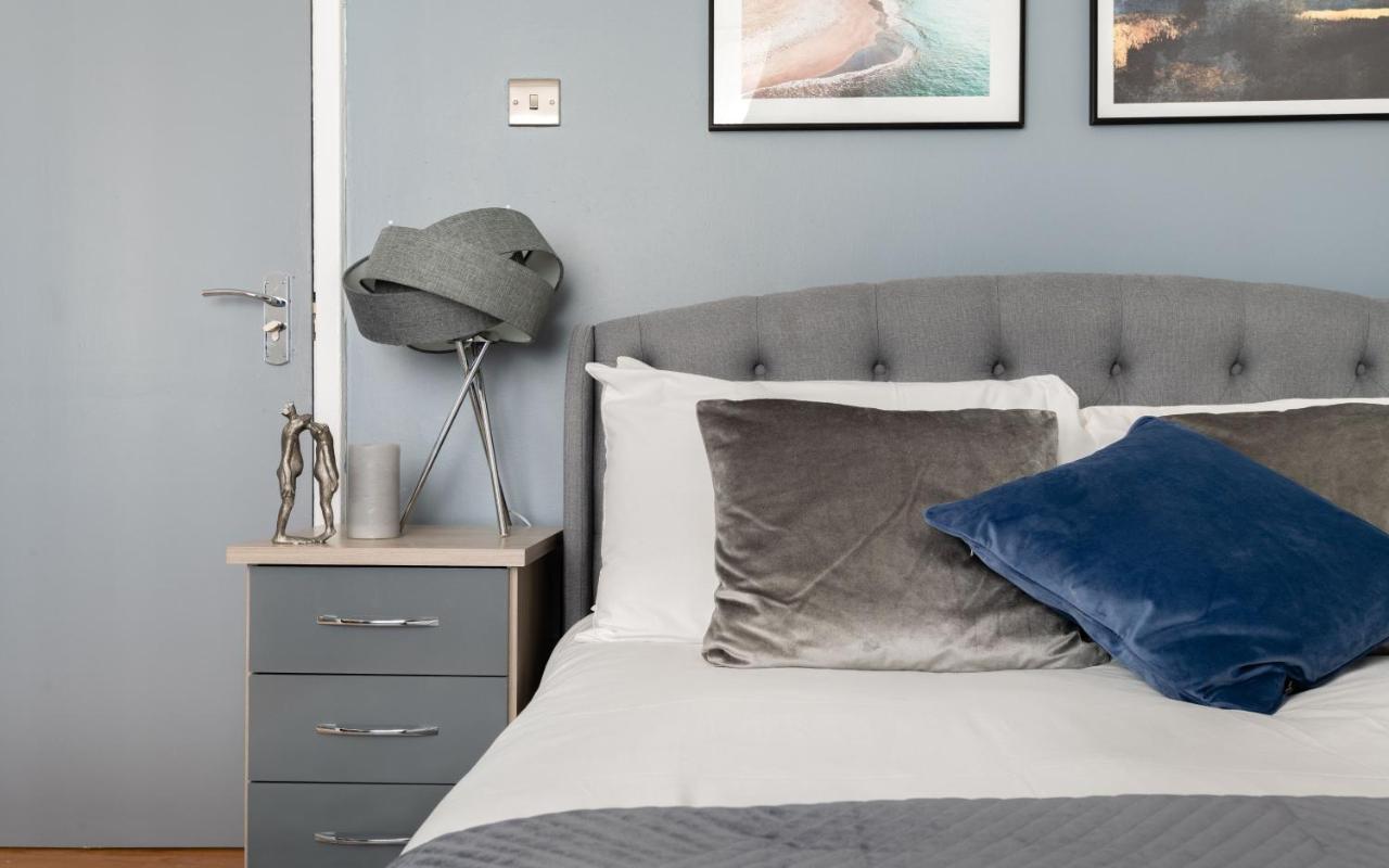 Spacious And Modern 4 Bed Apartment Next To Borough Station London Bagian luar foto